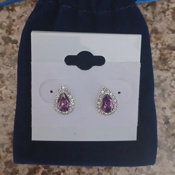 NEW Swarovski Crystal Amethyst Teardrop Earrings with a Dust Bag - Picture 3 of 3